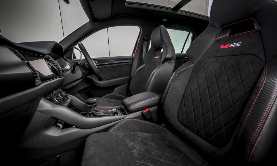 Интерьер Skoda Kodiaq vRS 2019 года  (UK) (фото 12 из 40)